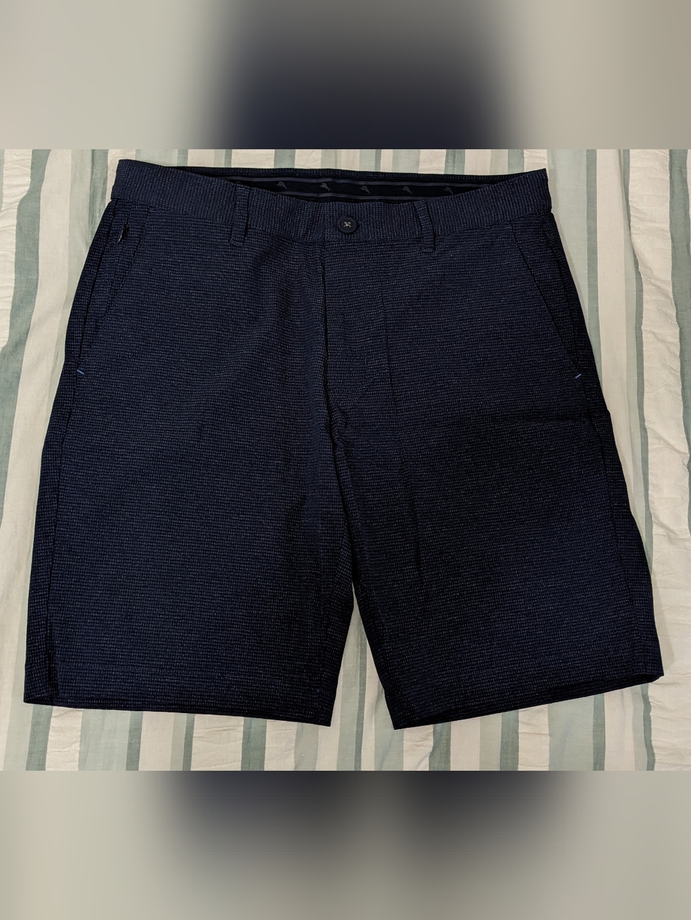 Men's Tommy Bahama Chip Shot Flat Front 10" Shorts Ocean Deep Waist Size 32